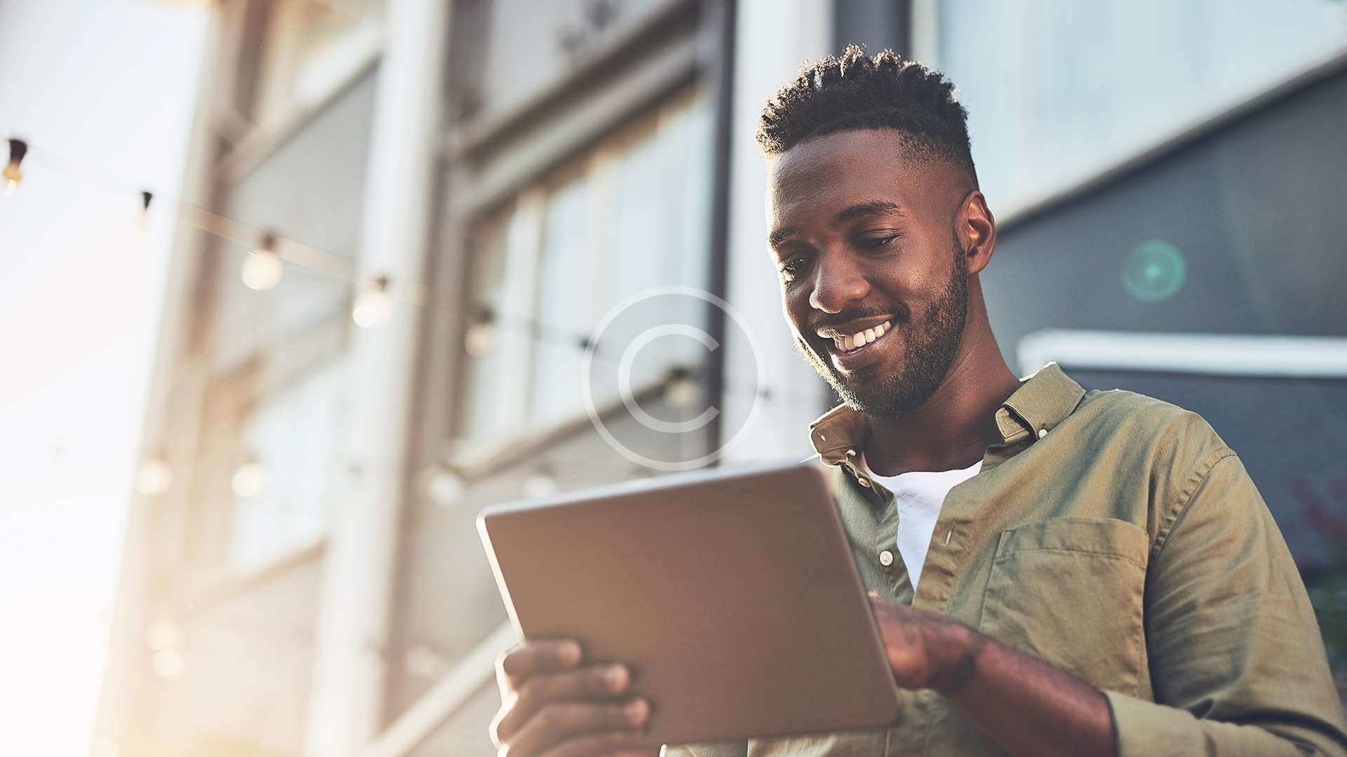 Sitios web responsivos y aplicaciones móviles intuitivas