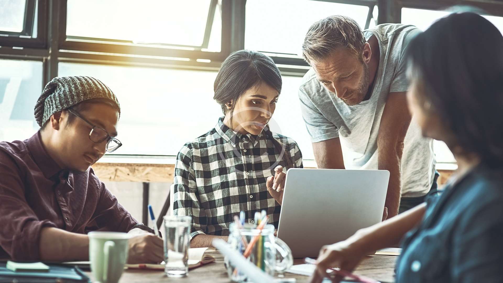 Estudios de mercado y diseño conceptual